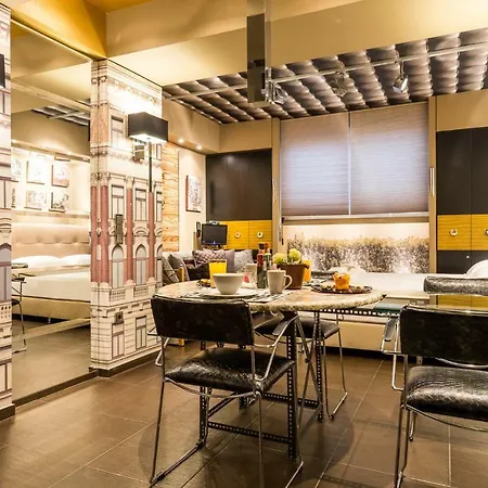 Apartment Outstanding In Kolonaki Near The Metro *